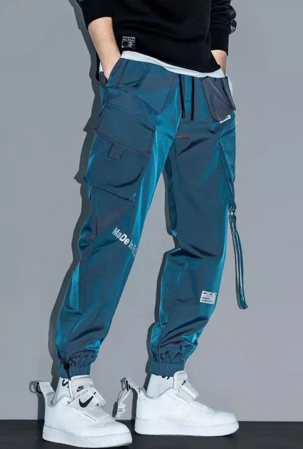 Stijlvolle herenbroek, cargo model voor een relaxte hiphop en streetstyle uitstraling.