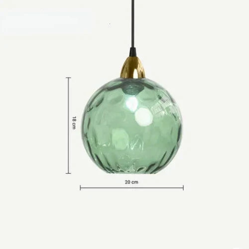 Meerdere LumiSphere glazen bol hanglampen, dynamische verlichting en decoratie.