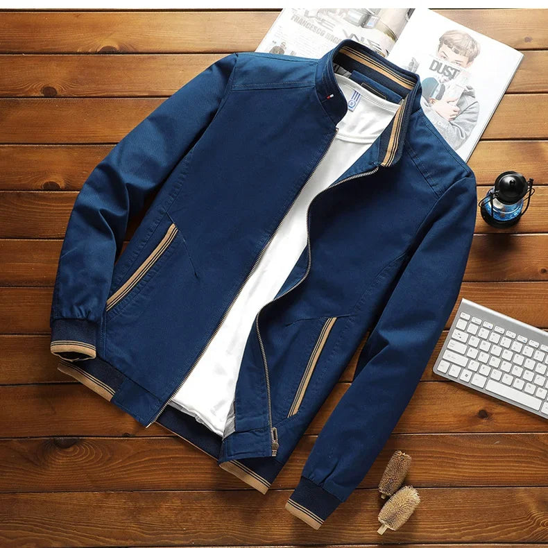 Heren katoenen bomberjack van Hoymans. Stijlvolle en comfortabele casual jas, ideaal voor lente en herfst.