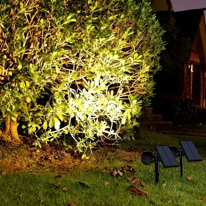 Verstelbare solar spot, energiezuinige LED tuinverlichting. Ideaal voor sfeervolle padverlichting buiten.