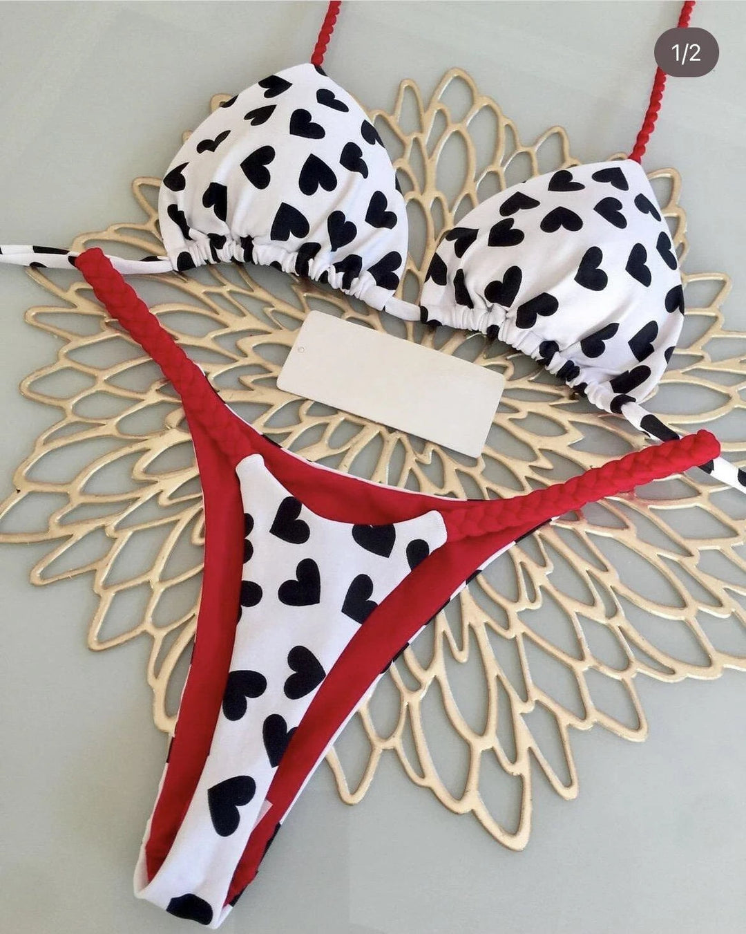 Trendy dames bikini met hoge taille en zebra print, ideaal voor een flatterende strandlook.