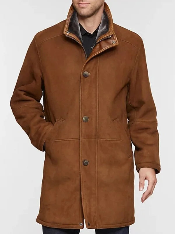 Functionele heren waterafstotende jas, warm gevoerd. Essentieel voor de winter, stijlvol en praktisch.