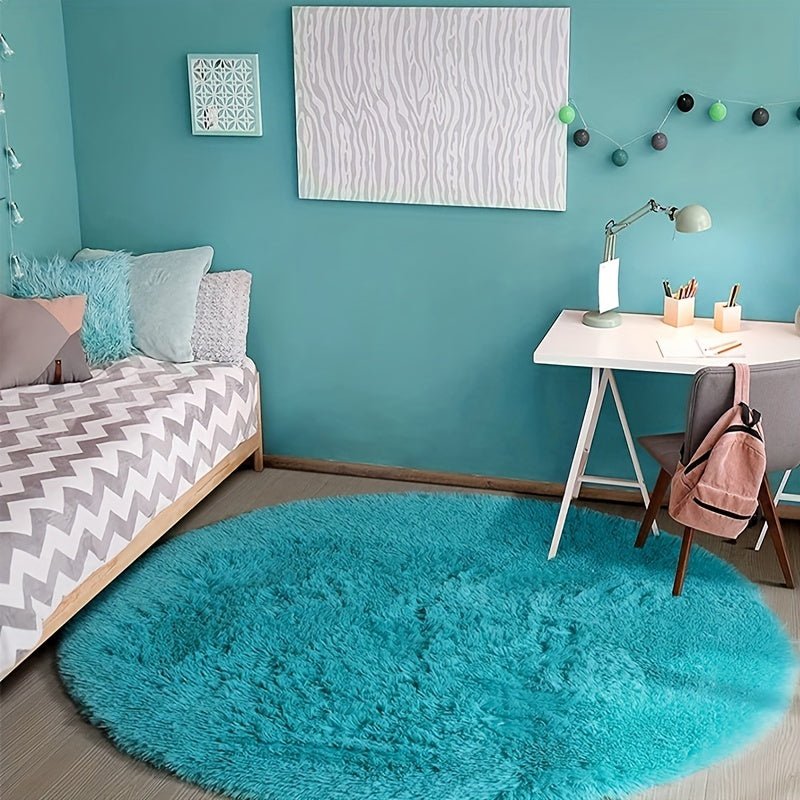 Rond fluffy vloerkleed Clouda in zacht polyester voor woonkamer comfort en stijl.