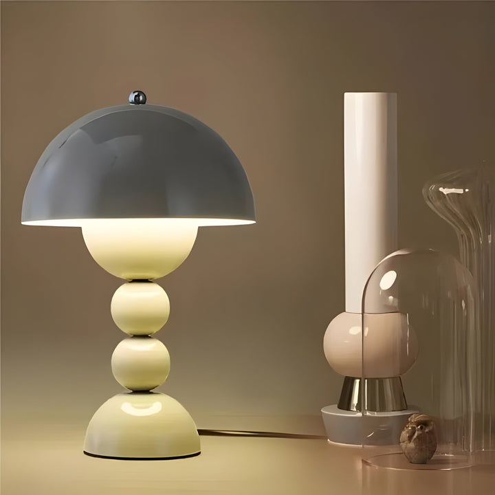Scandinavische dimbare LED tafellamp; moderne sfeerverlichting voor interieur.