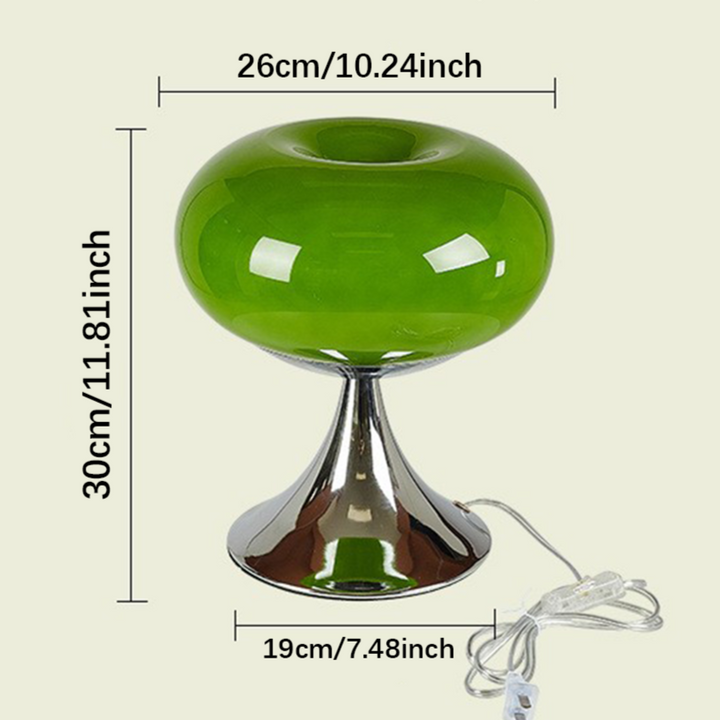 Verlichte vintage glazen appel tafellamp. Groen en wit, Bauhaus. Warme sfeer voor woonkamer/slaapkamer.
