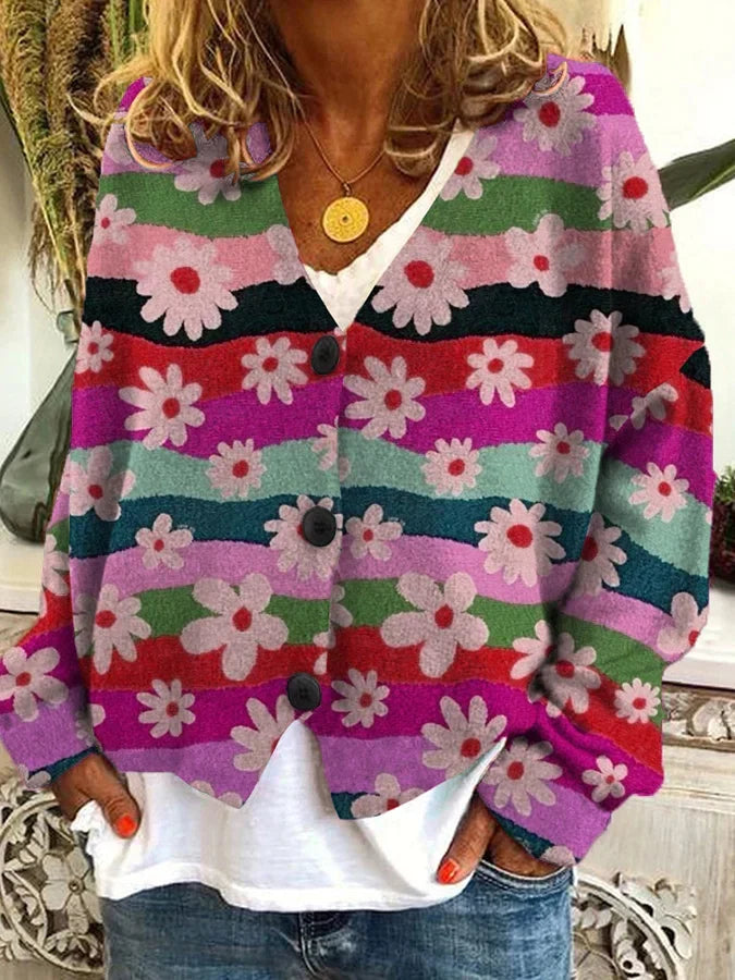 Trendy kleurrijk damesvest met elegante knopen, vintage look, perfect voor een stijlvolle lente-outfit.