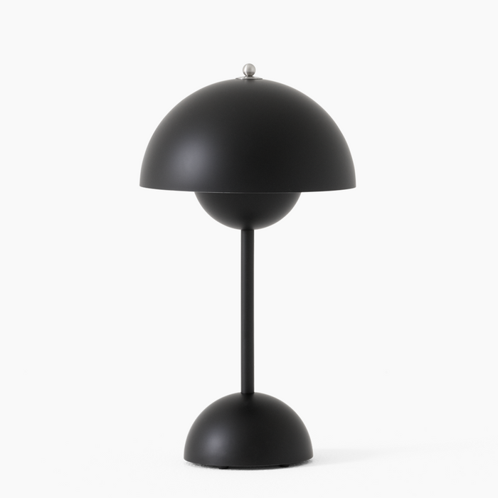 Moderne LunarGlow LED tafellamp, dimbaar, ideale interieurverlichting voor woonkamer en slaapkamer.