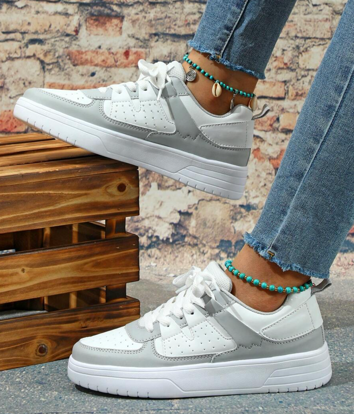 Stijlvolle en comfortabele dames sneakers in vrolijke kleuren voor een trendy alledaagse look.