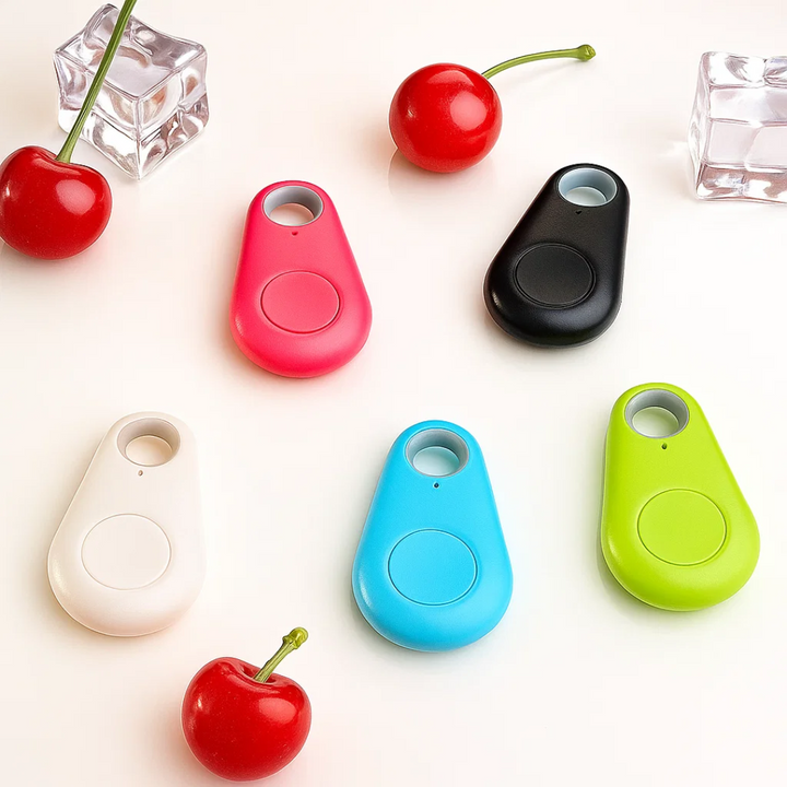 Persoonlijke GPS tracker voor ouderen, biedt SOS-functie en precieze locatie-updates.