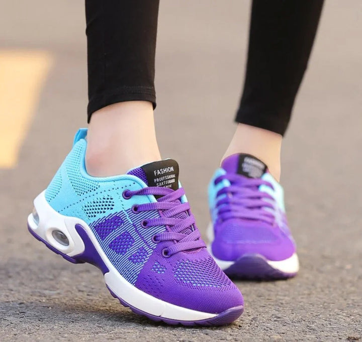 Orthopedische damessneakers in tijdloos design, combineert elegantie met langdurige voetondersteuning.