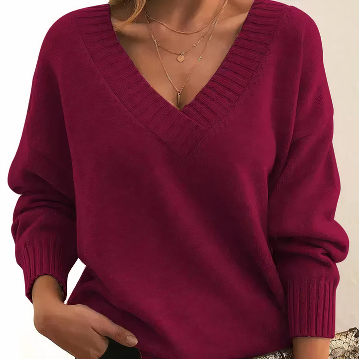 Hoogwaardige dames V-hals trui van Kasjmier; essentieel voor comfortabele wintermode.