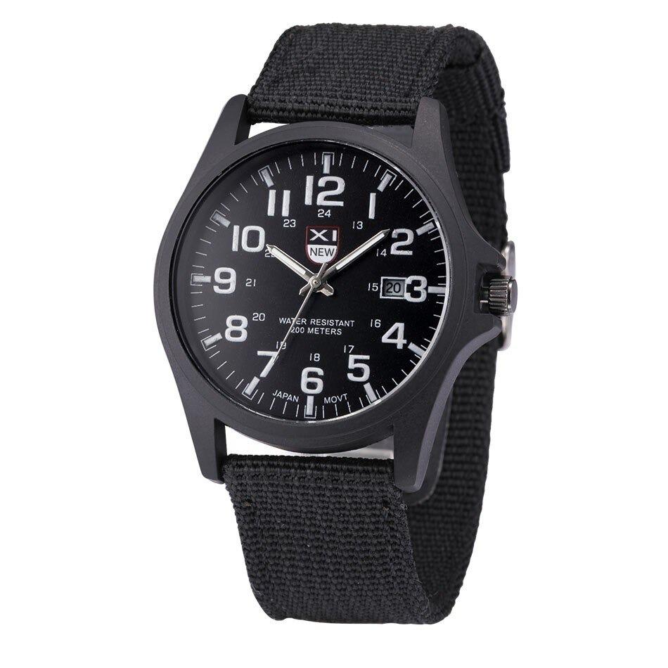 Robuust tactisch militair herenhorloge. Duurzaam, waterbestendig, ideaal voor outdoor avonturen.