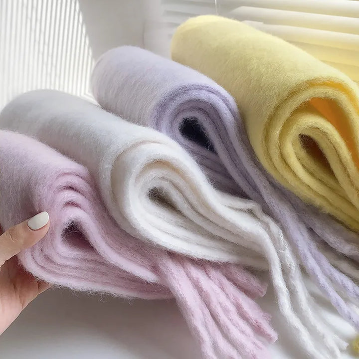 Elegante dames wintersjaal, gemaakt van de fijnste kasjmier, voor een chique look.