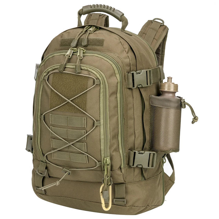 Tactische 65L rugzak met veel opbergruimte, ideaal voor backpacken en outdoor activiteiten.