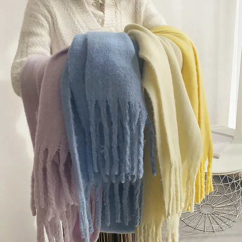 Comfortabele Eloise sjaal, premium kasjmier voor dames, ultiem warm en stijlvol.