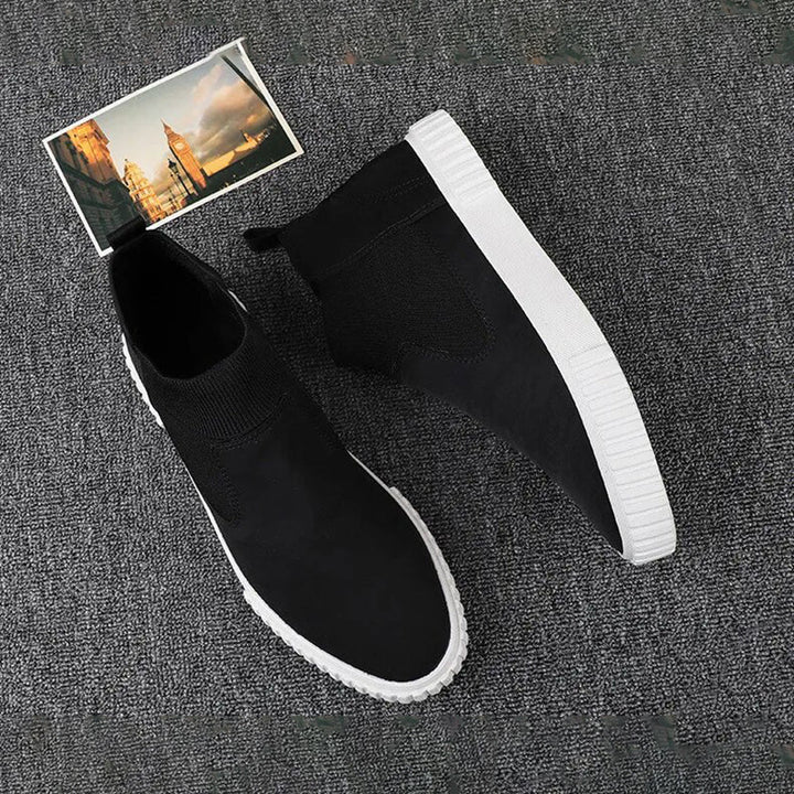 Heren Lennard high-top schoenen; canvas, met aandacht voor detail en een comfortabele pasvorm.
