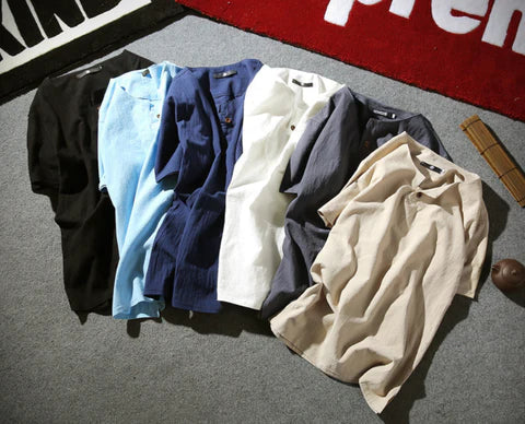 Comfortabel heren T-shirt voor de zomer. Ademende stof, ideaal voor warm weer en vrije tijd.