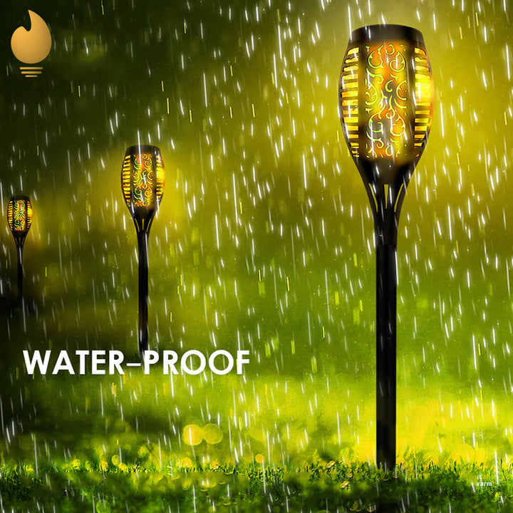 Meerdere GardenFeel™ SolarLED™ buitenlampen. Creëren sfeervolle tuin decoratie met zonne-energie.