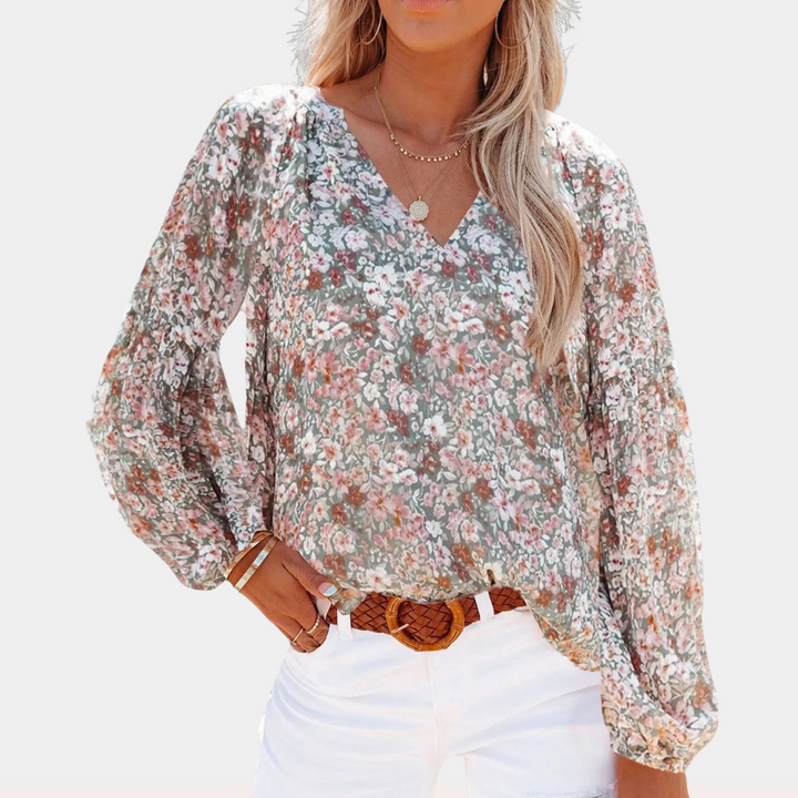 Elegante witte damesblouse met lange mouwen, veelzijdig voor dagelijks gebruik of speciale momenten.