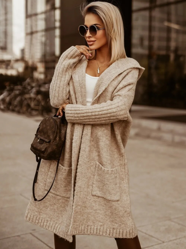 Trendy damesmode warm vest, gebreid met capuchon en lange mouwen, perfect voor een comfortabele look.