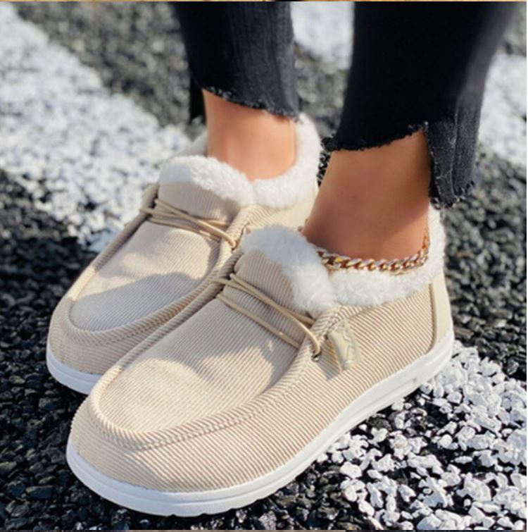 Hoogwaardige orthopedische dames schoenen: comfortabele winter sneakers met voetondersteuning.