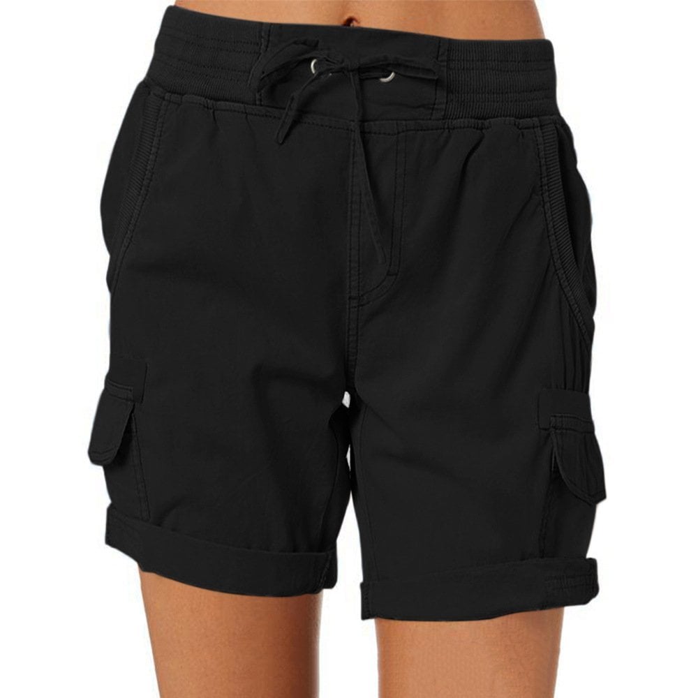 Dames cargo shorts in een casual zomeroutfit, veelzijdig en comfortabel voor elke gelegenheid.