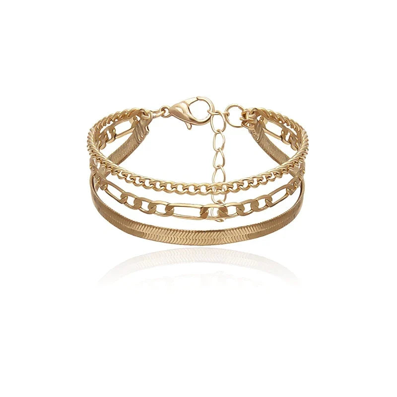 Trendy 3-delige damesarmbanden set, subtiel verguld of verzilverd sieraad. Elegant modeaccessoire.