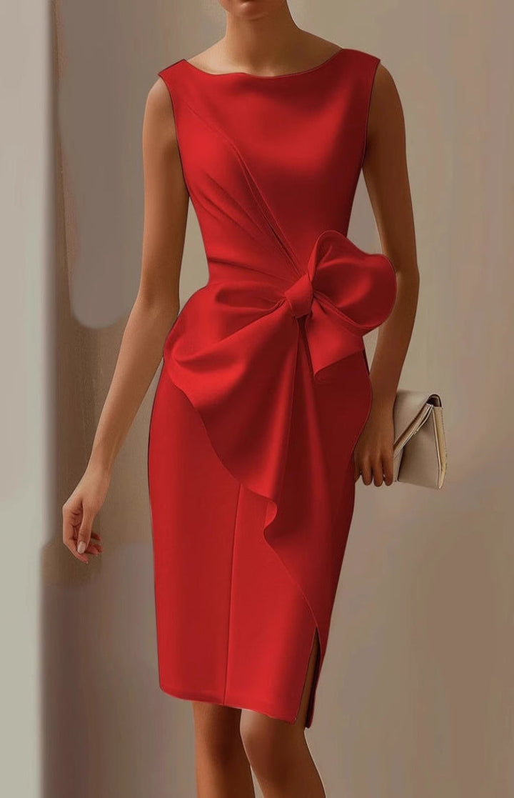 Mouwloze damesjurk met verfijnd strikdetail. Getailleerde pasvorm voor een elegante look.