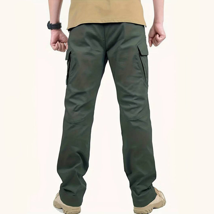 Functionele stretch herencargobroek met talloze zakken; comfortabel voor werk, outdoor en casual gebruik.