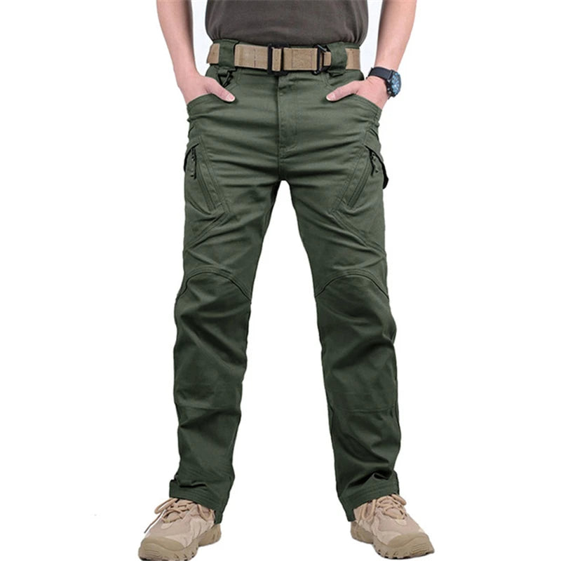 Robuuste tactische heren cargobroek, grote maten, met ruime zakken, ideaal voor outdoor.
