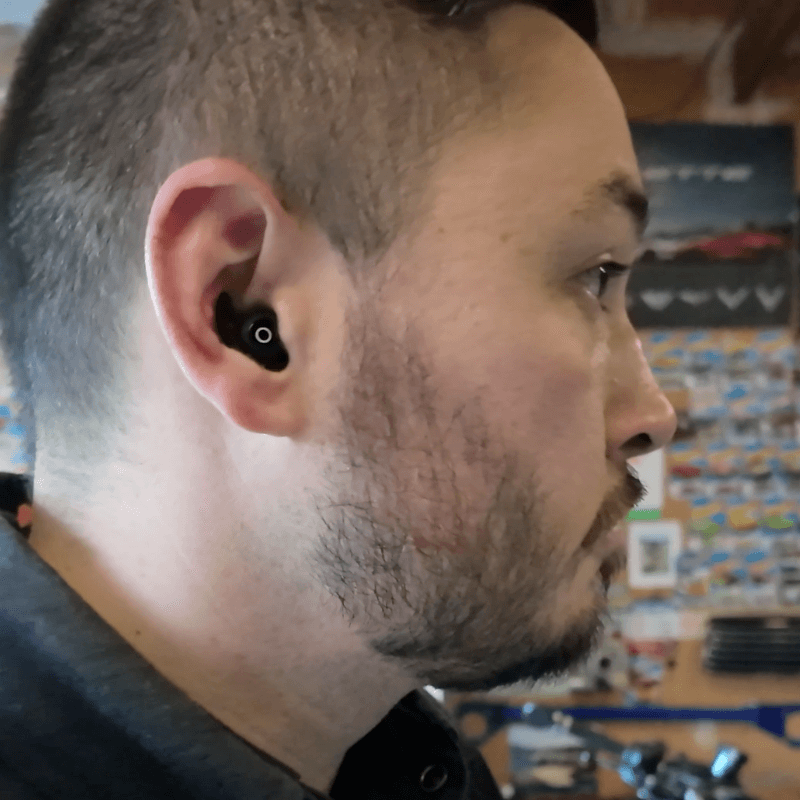 Motor oordopjes met helder geluid, Bluetooth en microfoon. Essentiële motor accessoire voor elke rit.