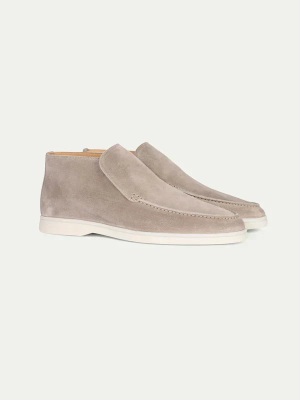 Heren elegante Alexander suède loafers. Stijlvolle en comfortabele instappers voor zakelijk of casual gebruik.