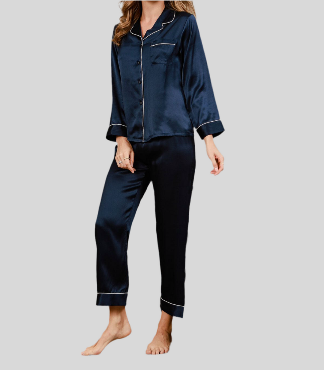Dames luxe zijde pyjama set van 100% moerbei zijde voor ultiem comfort en een stralende huid.