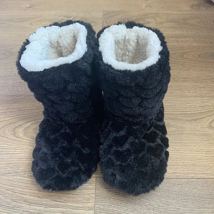 Gezellige hoge dames sloffen, extra warm en comfortabel. Ideale binnenschoenen voor dames.