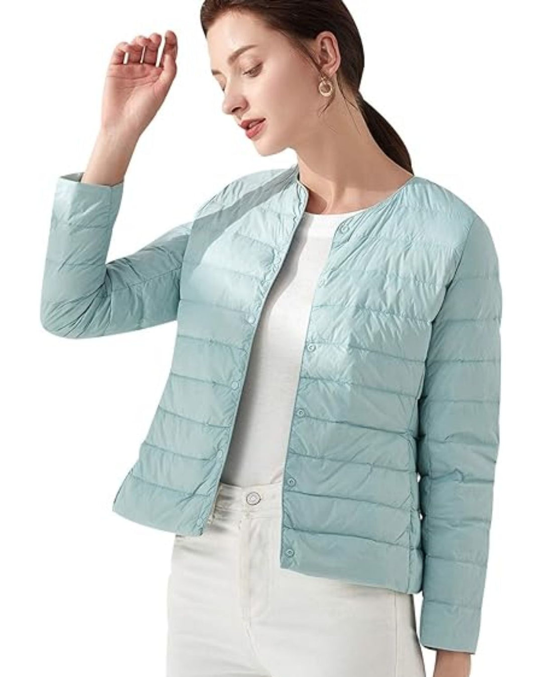 Warm roze dames donsjack, lichtgewicht en modieus. Perfecte wintermode voor een frisse look.