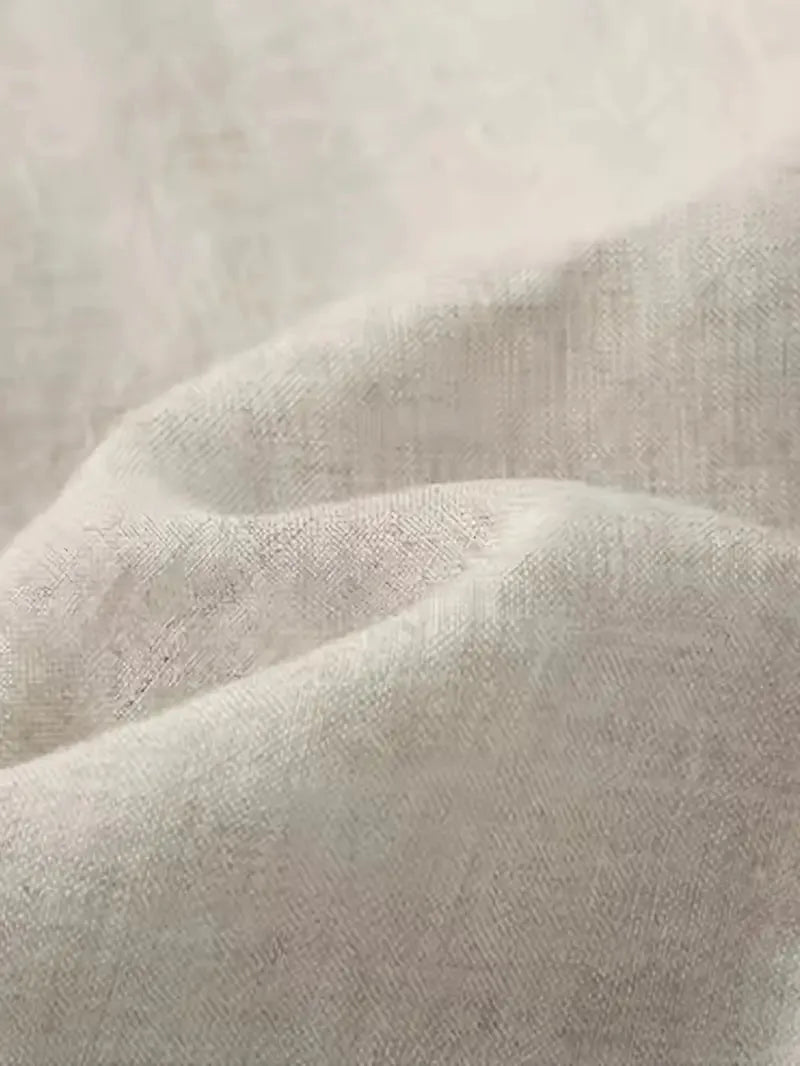Heren baggy linnen broek in beige, perfect als comfortabele zomerkleding; veelzijdig voor casual heren mode.