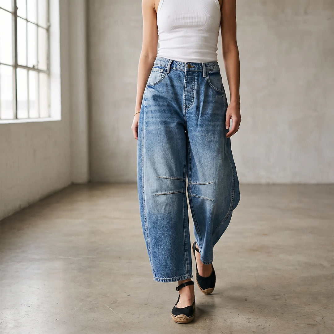 Dames barrel jeans met gebogen pijpen, comfortabel & stijlvol. Trendy losse pasvorm enkellengte jeans.