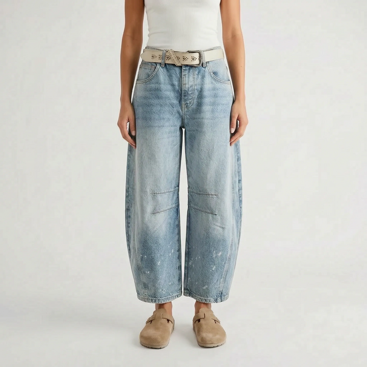 Dames barrel jeans: modieuze broek met gebogen pijpen. Comfortabele losse pasvorm, perfect voor trendy damesmode.