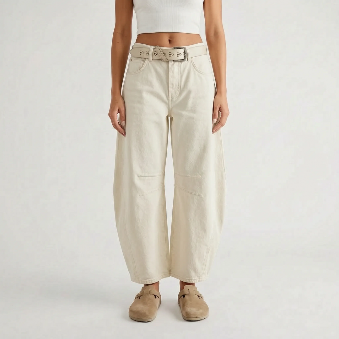 Enkellengte dames barrel jeans met gebogen pijpen. Trendy en comfortabel, losse pasvorm voor een casual stijl.