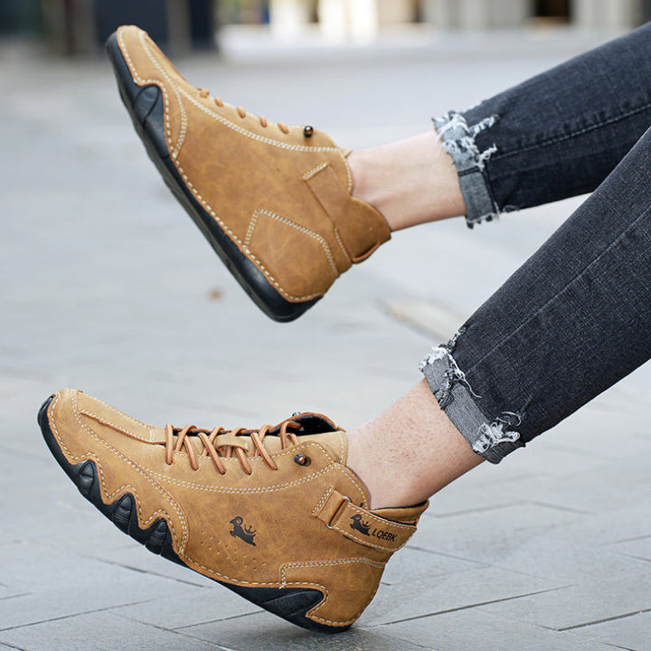 Comfortabele heren wandelschoenen, antislip en waterdicht design voor buitenplezier.