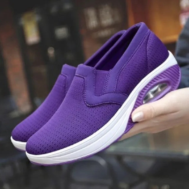 Ruby ergonomische dames sneakers voor pijnverlichting, met anti-slip zool en optimaal comfort.