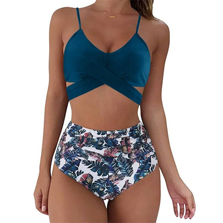 Dames high-waisted bikini, comfortabel en kleurrijk voor zwemmen, strand en zomerse dagen.