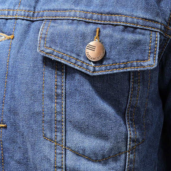 Modern heren denim windjack met warme fleece binnenvoering. Perfecte casual winterjas voor een stijlvolle outdoor look.