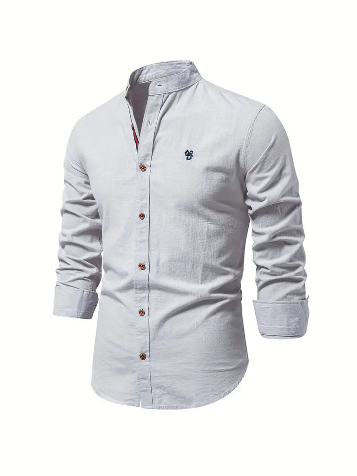 Mannelijk shirt met lange mouwen, perfect voor de lente. Casual en stijlvol, met aandacht voor comfort.