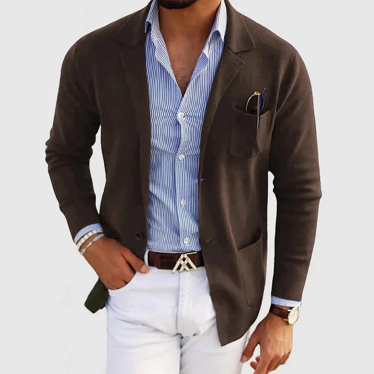 Herenmode vest Milo, stijlvol design met reverskraag en zakken, perfect voor een elegante en comfortabele look.