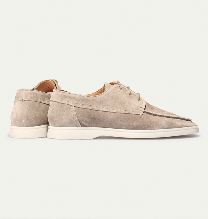 Veelzijdige herenloafers, zowel comfortabel als stijlvol voor elke zakelijke of casual gelegenheid.