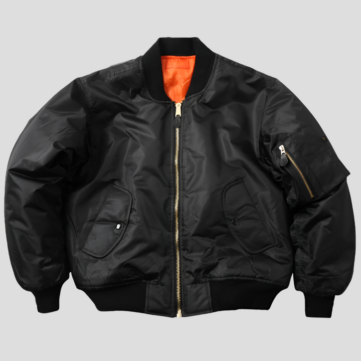 Elegant dames bomberjack, perfect voor een casual look of een avondje uit. Modieuze en functionele jas.