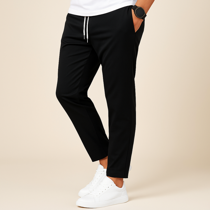 Stijlvolle herenbroek met trekkoord, slim fit en comfortabel, een moderne polyester vrijetijdsbroek.