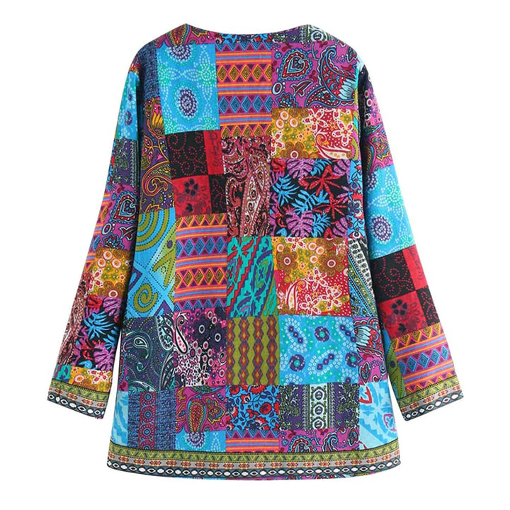 Elegant rood dames cardigan met unieke retro breistructuur. Een veelzijdig item voor elke gelegenheid.