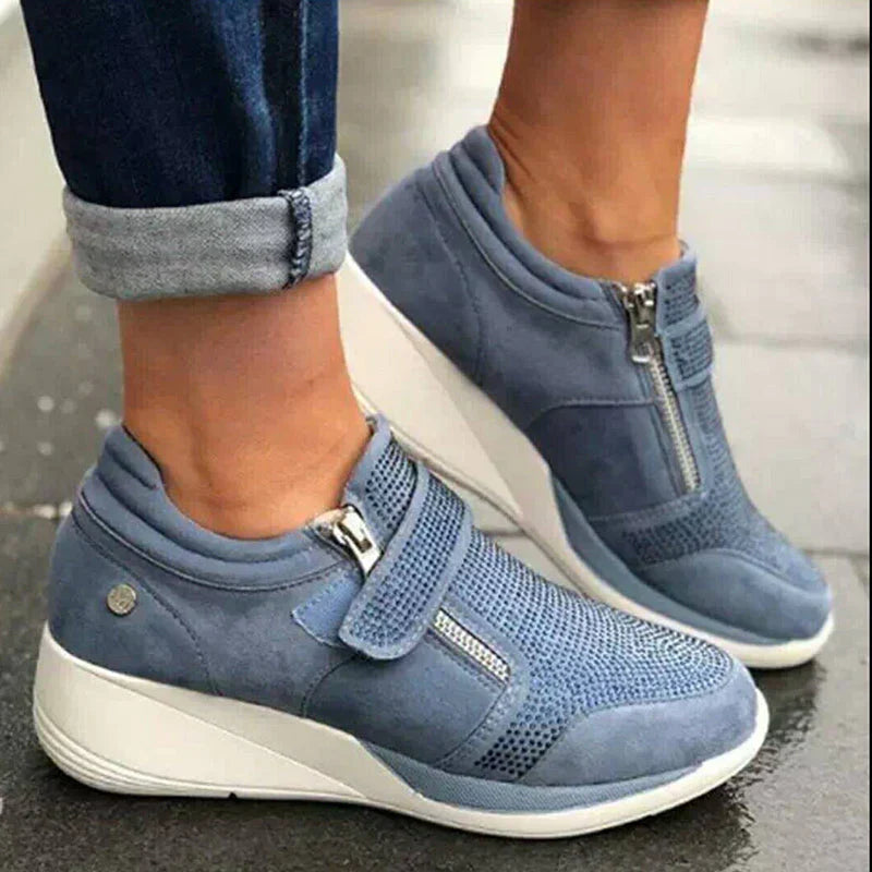 Stijlvolle dames orthopedische sneakers met slipvrije zool en extra demping voor gezond loopcomfort.